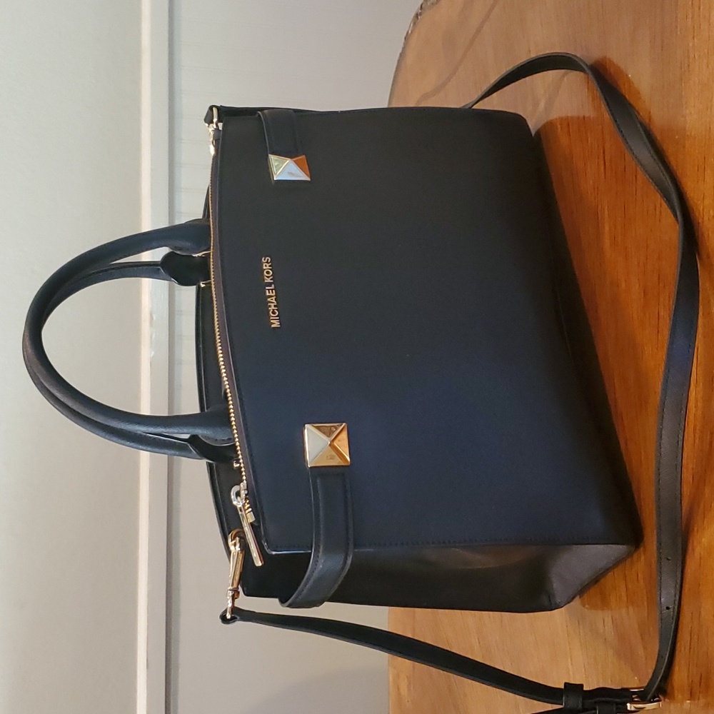 Like NEW Michael Kors large Karla bag